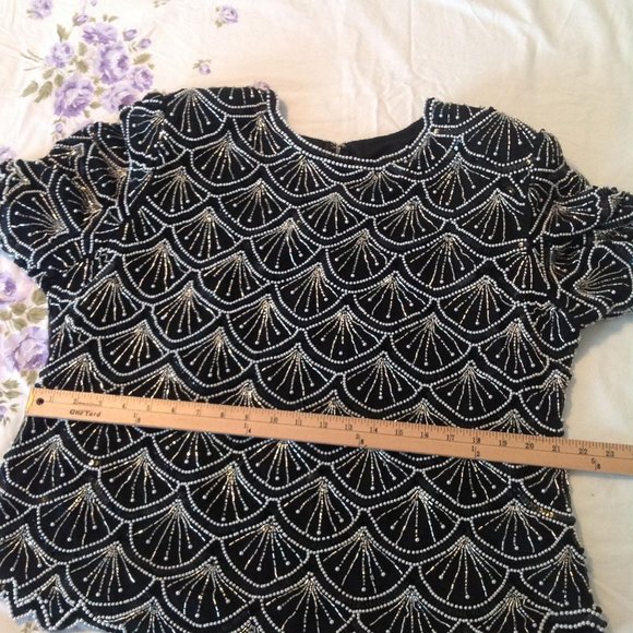 Women's Top - Picture 7 of 11